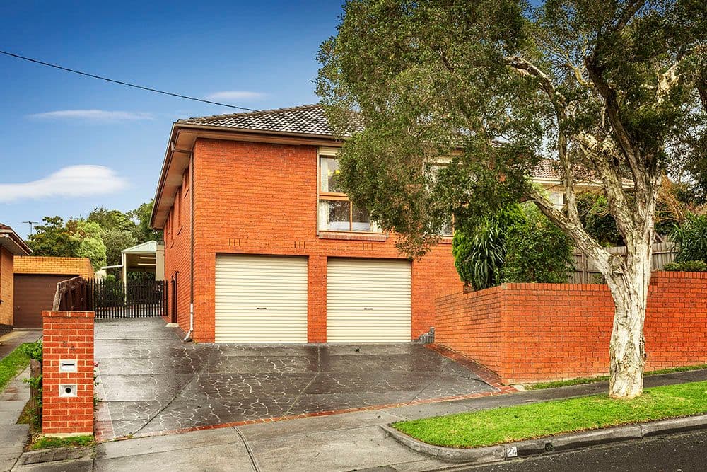 24 Highview Drive, DONCASTER VIC 3108, Doncaster - Image 1