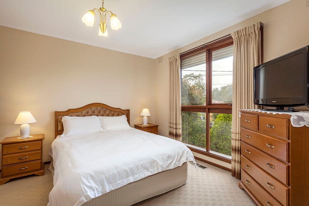 24 Highview Drive, DONCASTER VIC 3108, Doncaster - Thumbnail 6