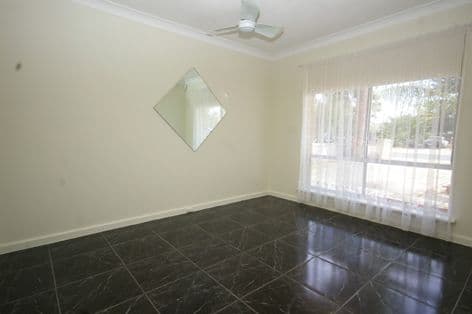 14 Connell Way, GIRRAWHEEN WA 6064, Girrawheen - Thumbnail 4