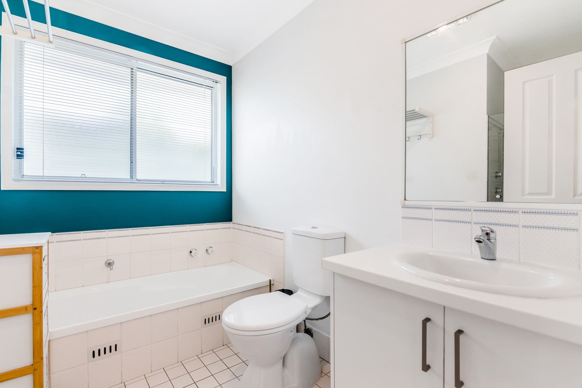32 Tamworth Crescent, Hoxton Park NSW 2171, Hoxton Park - Thumbnail 7