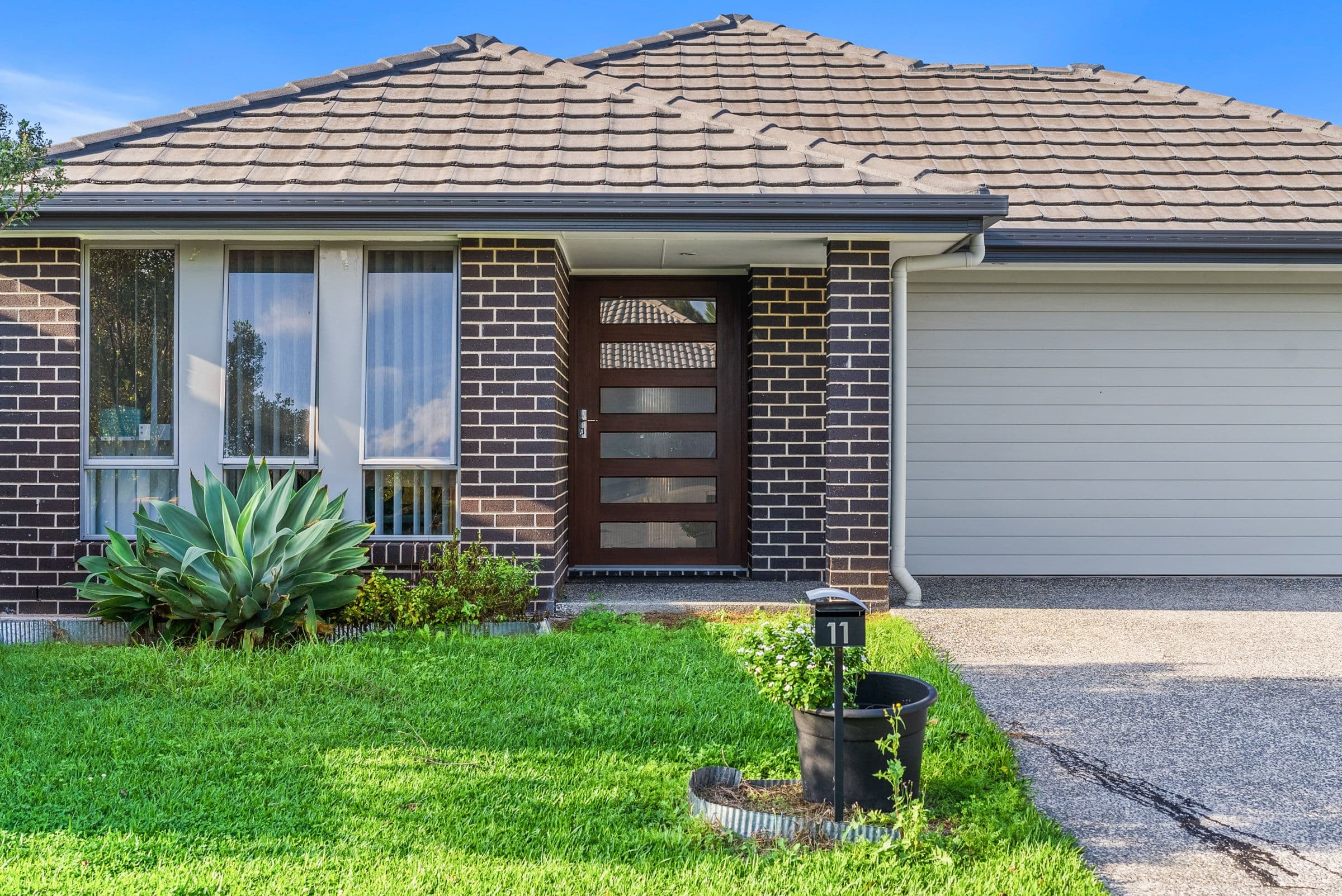 11 Handley Street, Mango Hill QLD 4509, Mango Hill - Thumbnail 2