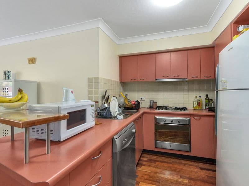 31 Twine Street, Spring Hill QLD 4000, Spring Hill - Thumbnail 5