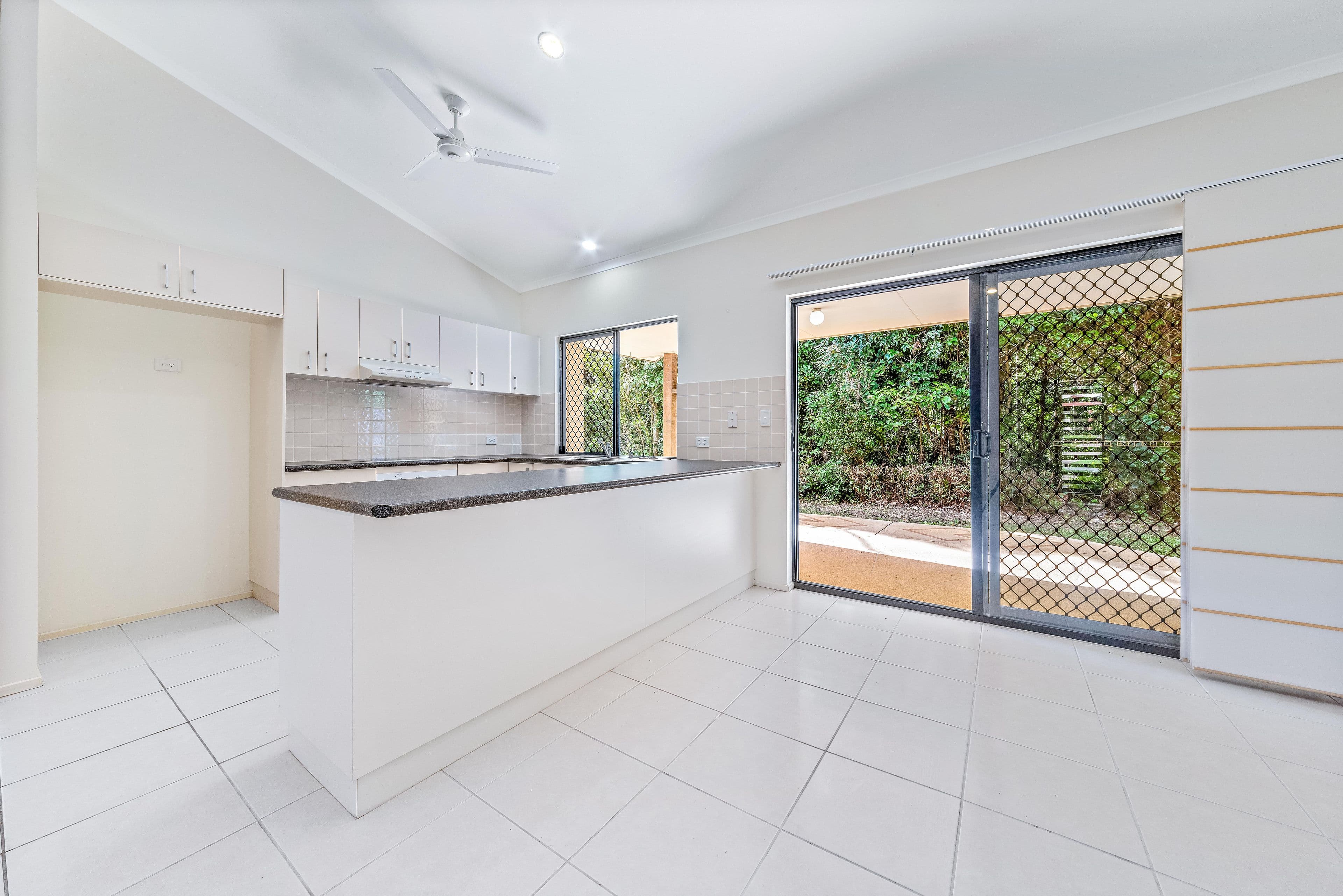 17 Sanctuary Avenue, Jubilee Pocket QLD 4802, Jubilee Pocket - Thumbnail 6