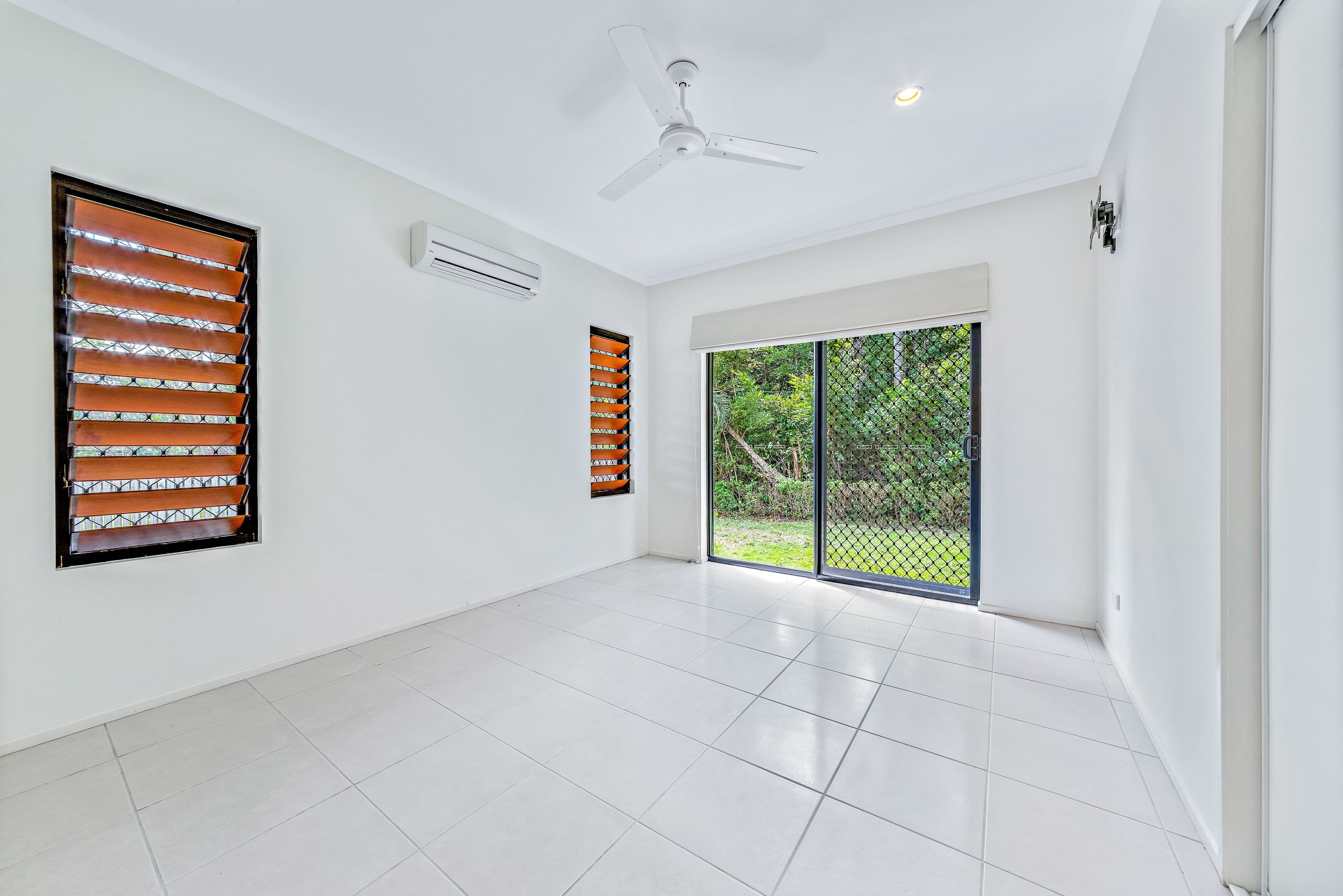 17 Sanctuary Avenue, Jubilee Pocket QLD 4802, Jubilee Pocket - Thumbnail 8