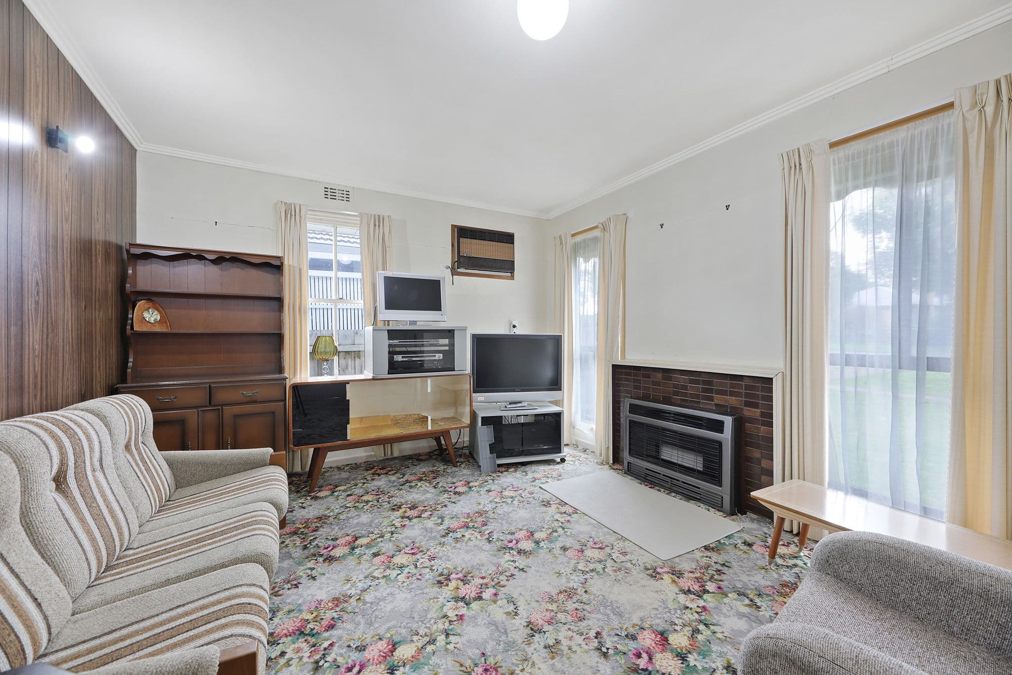 38 Albert Road, Drouin VIC 3818, Drouin - Thumbnail 2