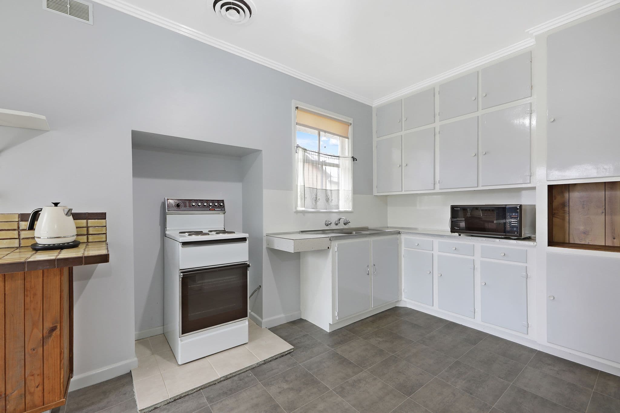 38 Albert Road, Drouin VIC 3818, Drouin - Thumbnail 5