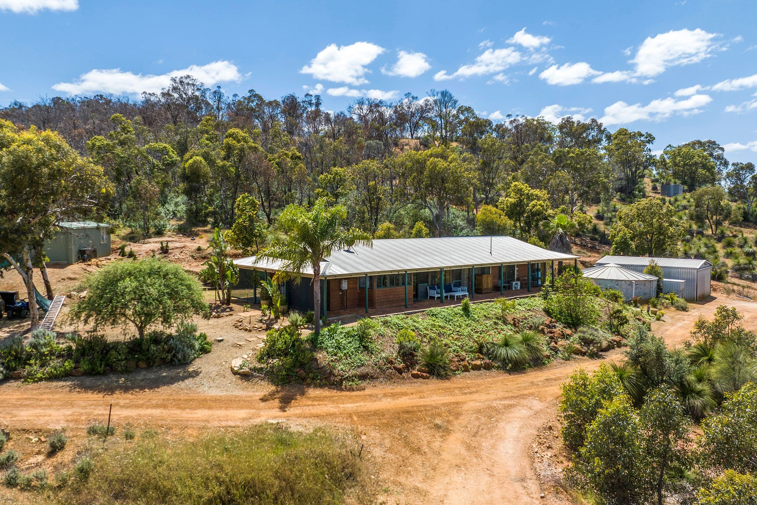 831 Chittering Road, Bullsbrook WA 6084, Bullsbrook - Image 1