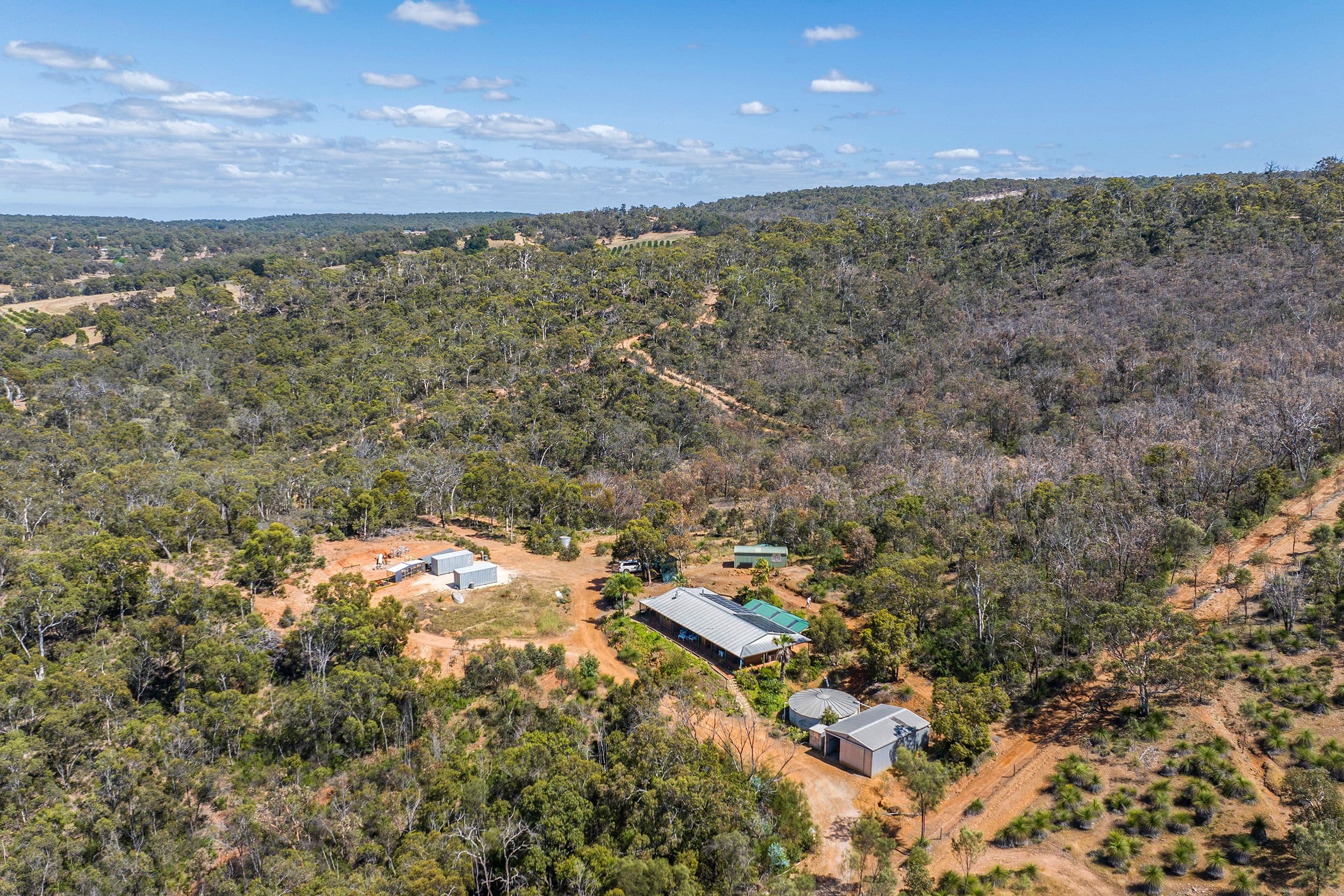831 Chittering Road, Bullsbrook WA 6084, Bullsbrook - Thumbnail 2