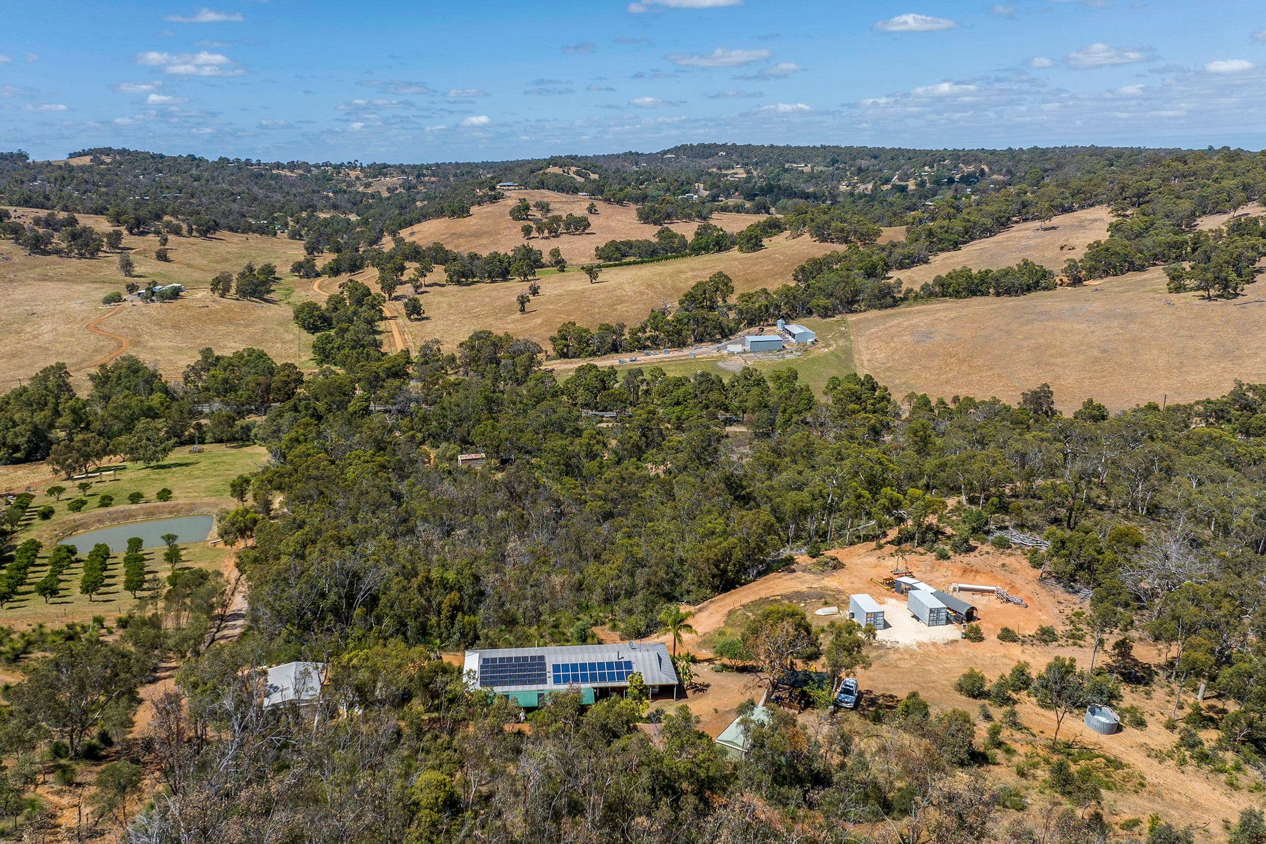 831 Chittering Road, Bullsbrook WA 6084, Bullsbrook - Thumbnail 3