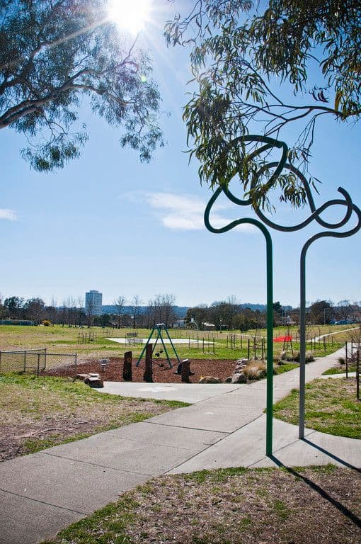 13 Charteris Crescent, CHIFLEY ACT 2606, Chifley - Thumbnail 8