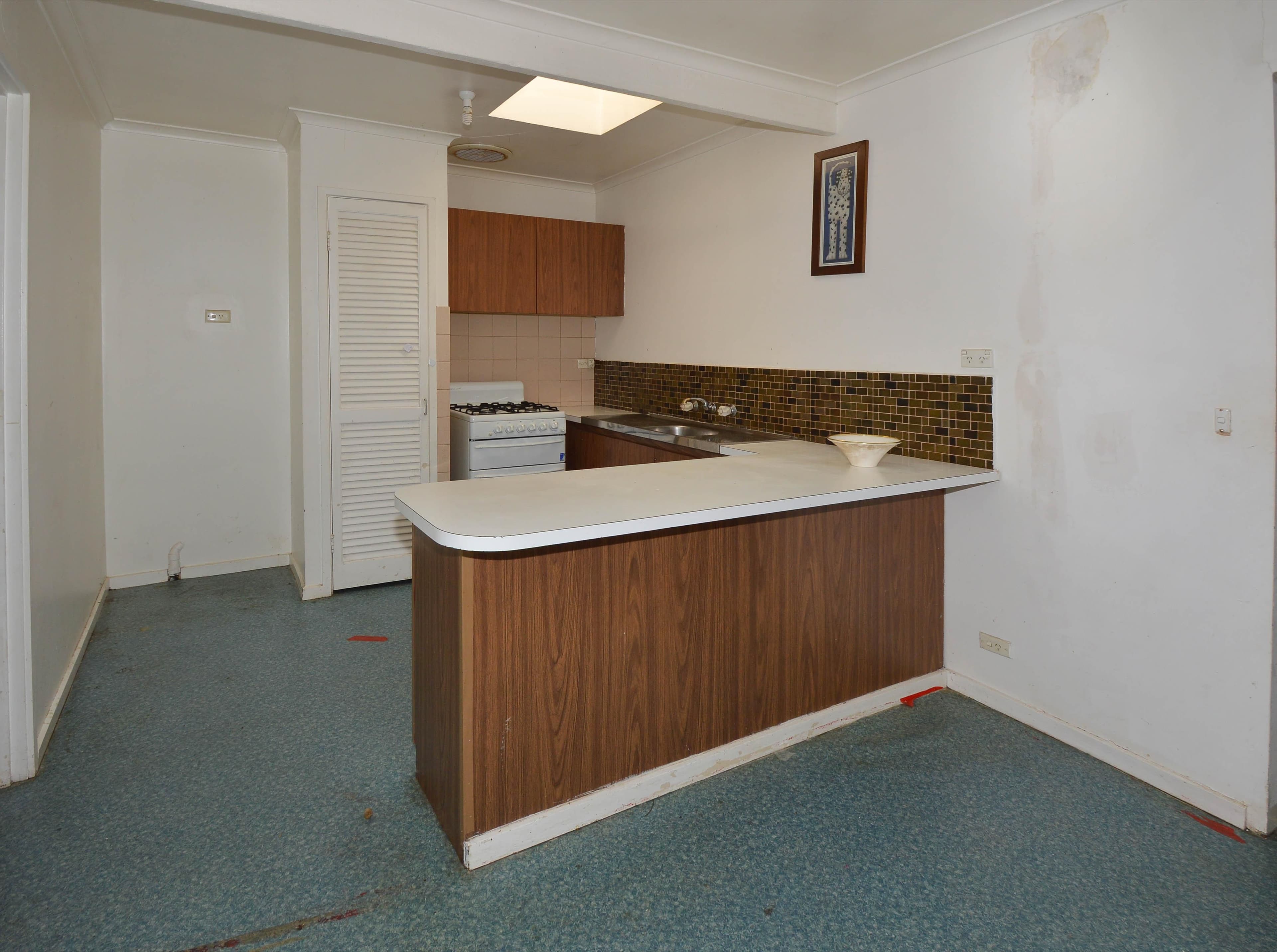 108 Pasley Street, SUNBURY VIC 3429, Sunbury - Thumbnail 2