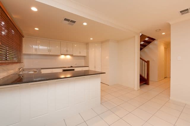 29 Oberon Street, SEVEN HILLS QLD 4170, Seven Hills - Thumbnail 3