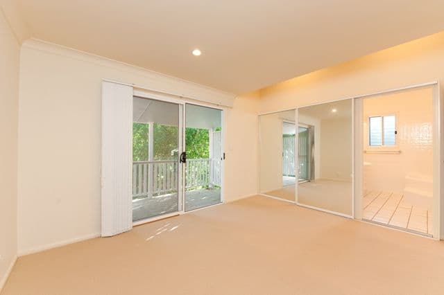 29 Oberon Street, SEVEN HILLS QLD 4170, Seven Hills - Thumbnail 4