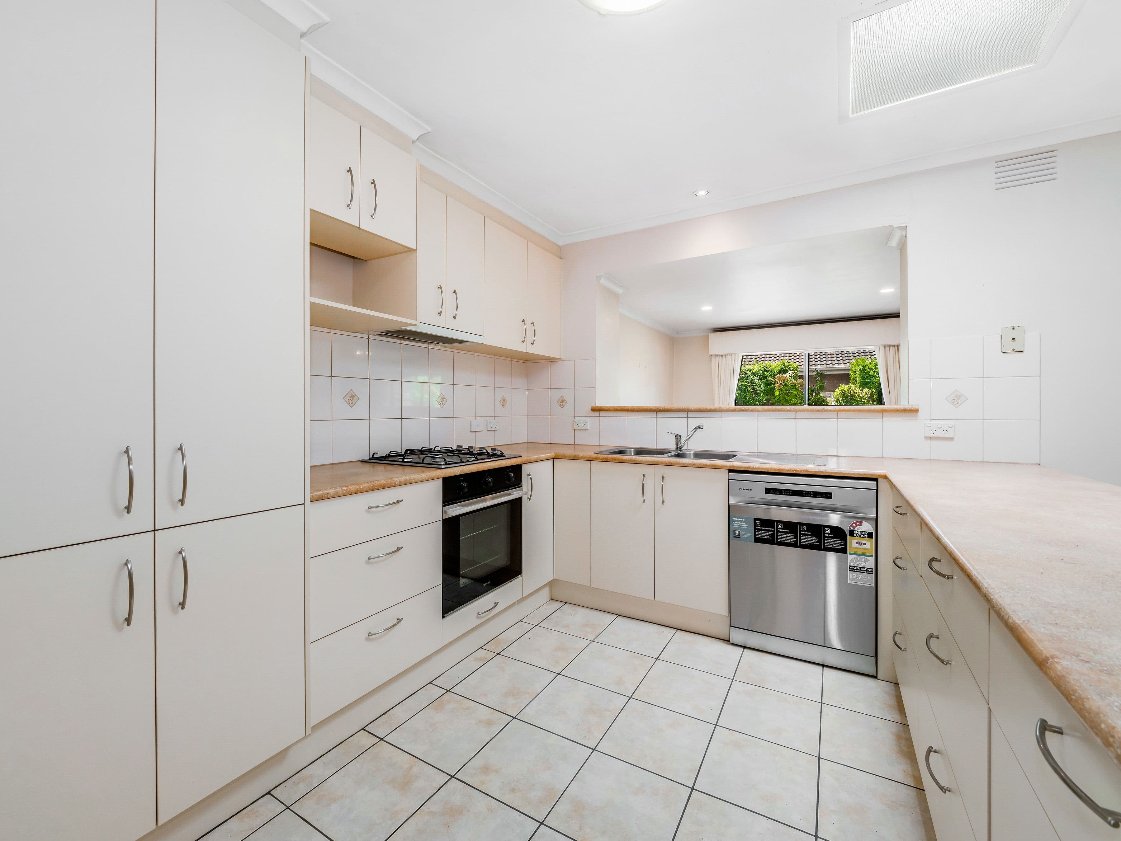 99 Clarendon Street, Cranbourne VIC 3977, Cranbourne - Thumbnail 5