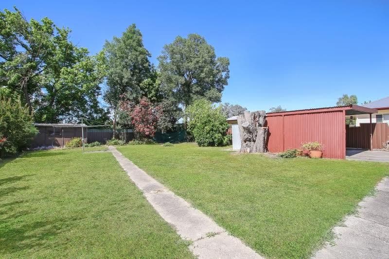 229 Kooba Street, North Albury - Thumbnail 5