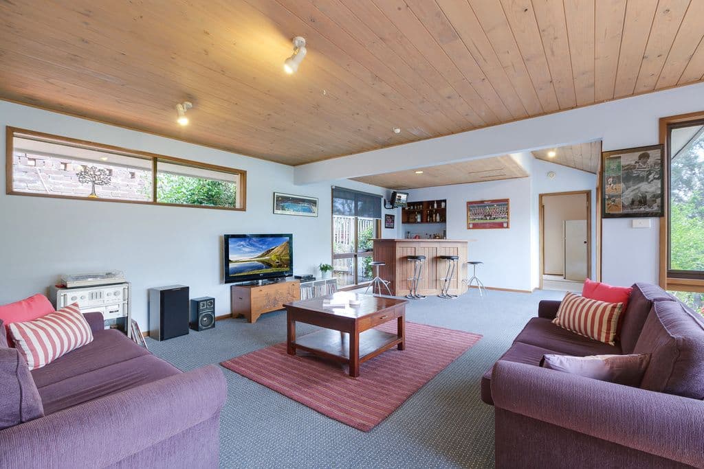 8 Heacham Road, Eltham North VIC 3095, Eltham North - Thumbnail 6