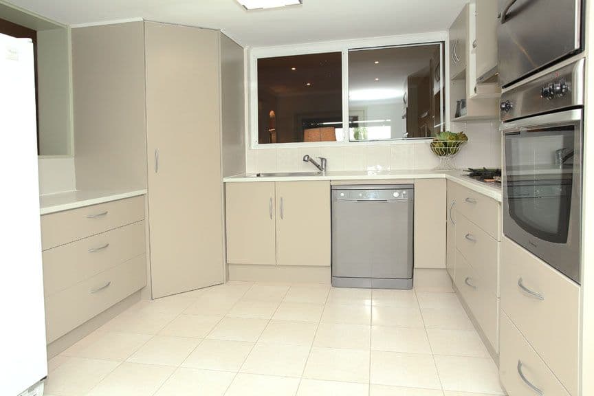 35 Garnett Road, WHEELERS HILL VIC 3150, Wheelers Hill - Thumbnail 3