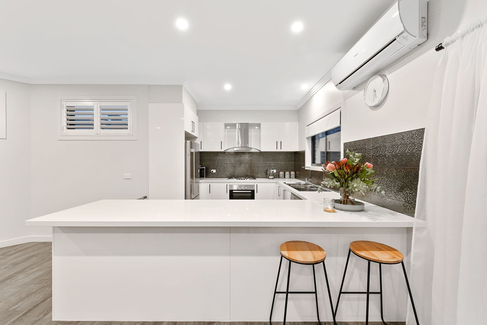 122-124 Kennington Park Drive, Endeavour Hills VIC 3802, Endeavour Hills - Thumbnail 3