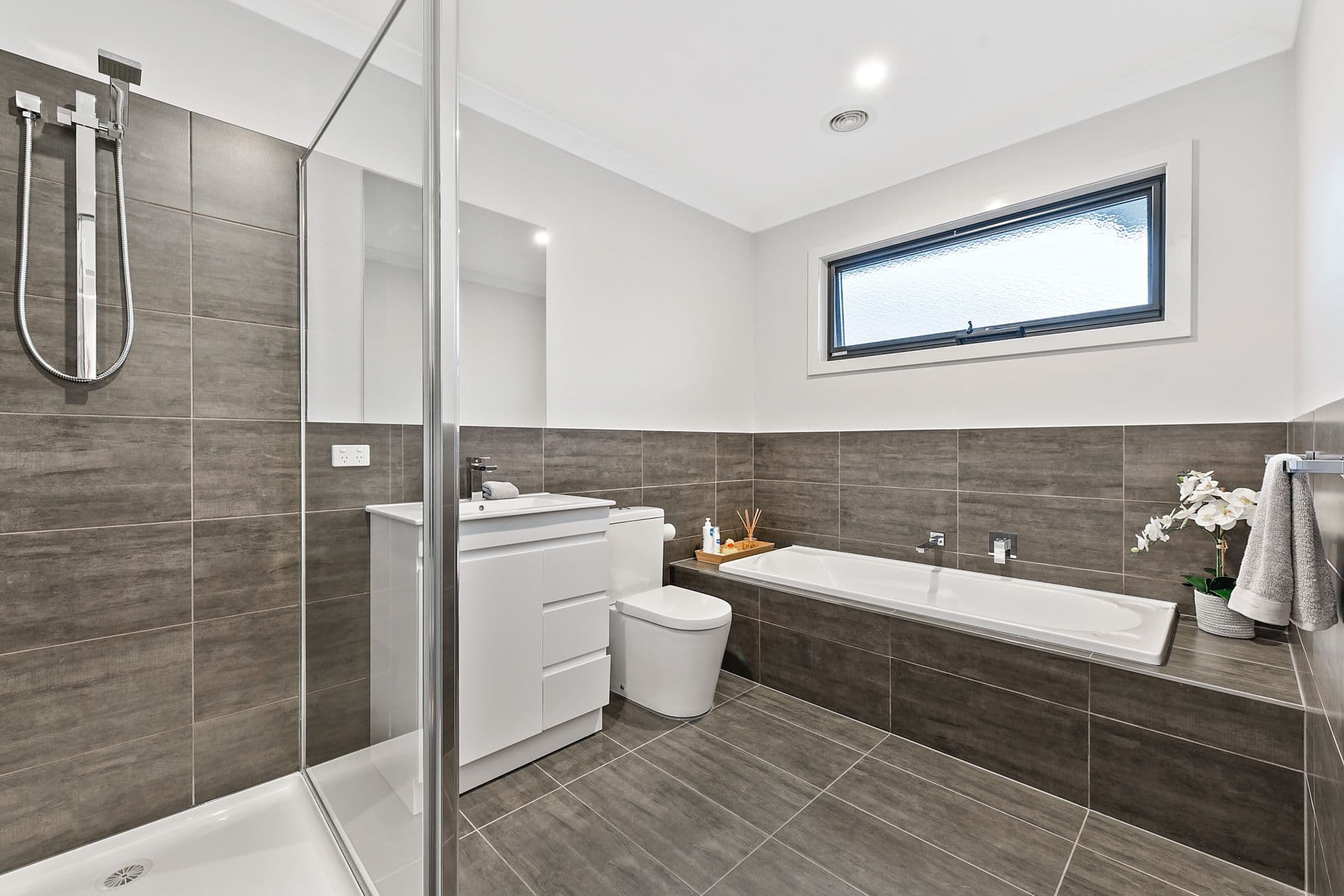 122-124 Kennington Park Drive, Endeavour Hills VIC 3802, Endeavour Hills - Thumbnail 6