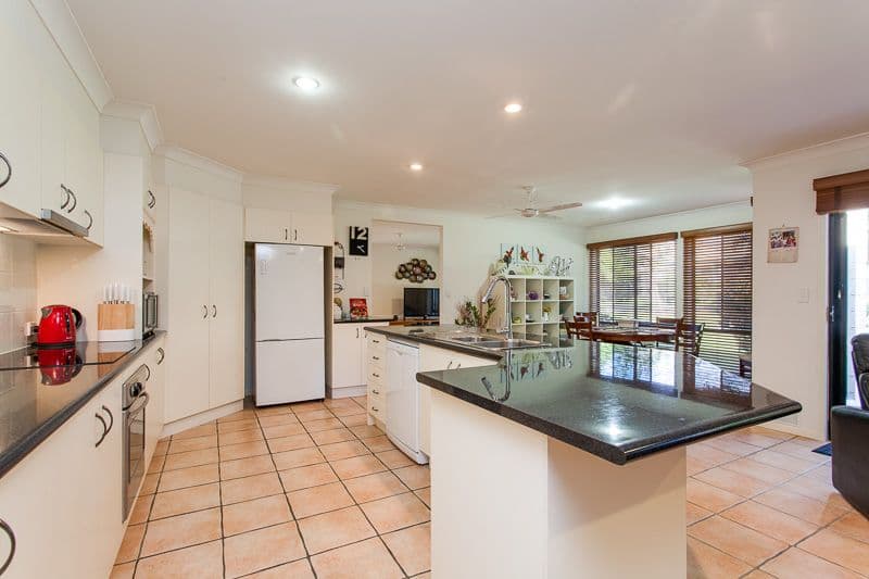 17 Simpson Way, Forest Lake QLD 4078, Forest Lake - Thumbnail 5