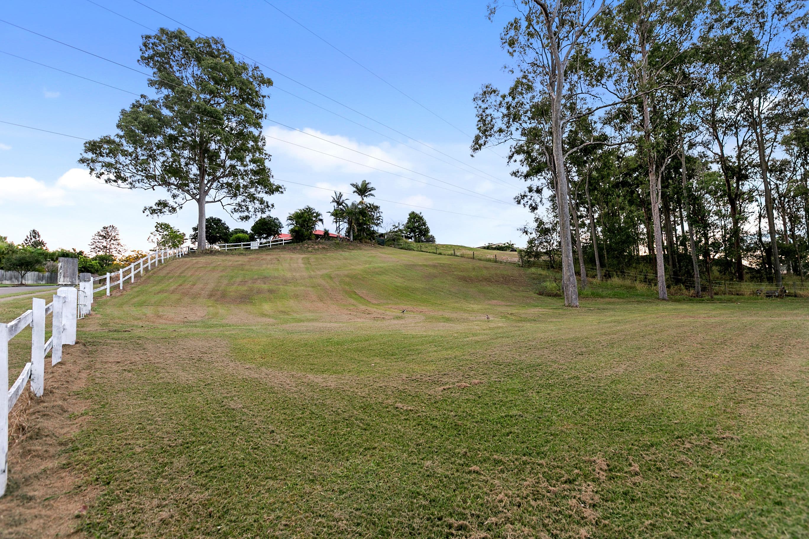 1 Listonia Drive, Albany Creek QLD 4035, Albany Creek - Thumbnail 2