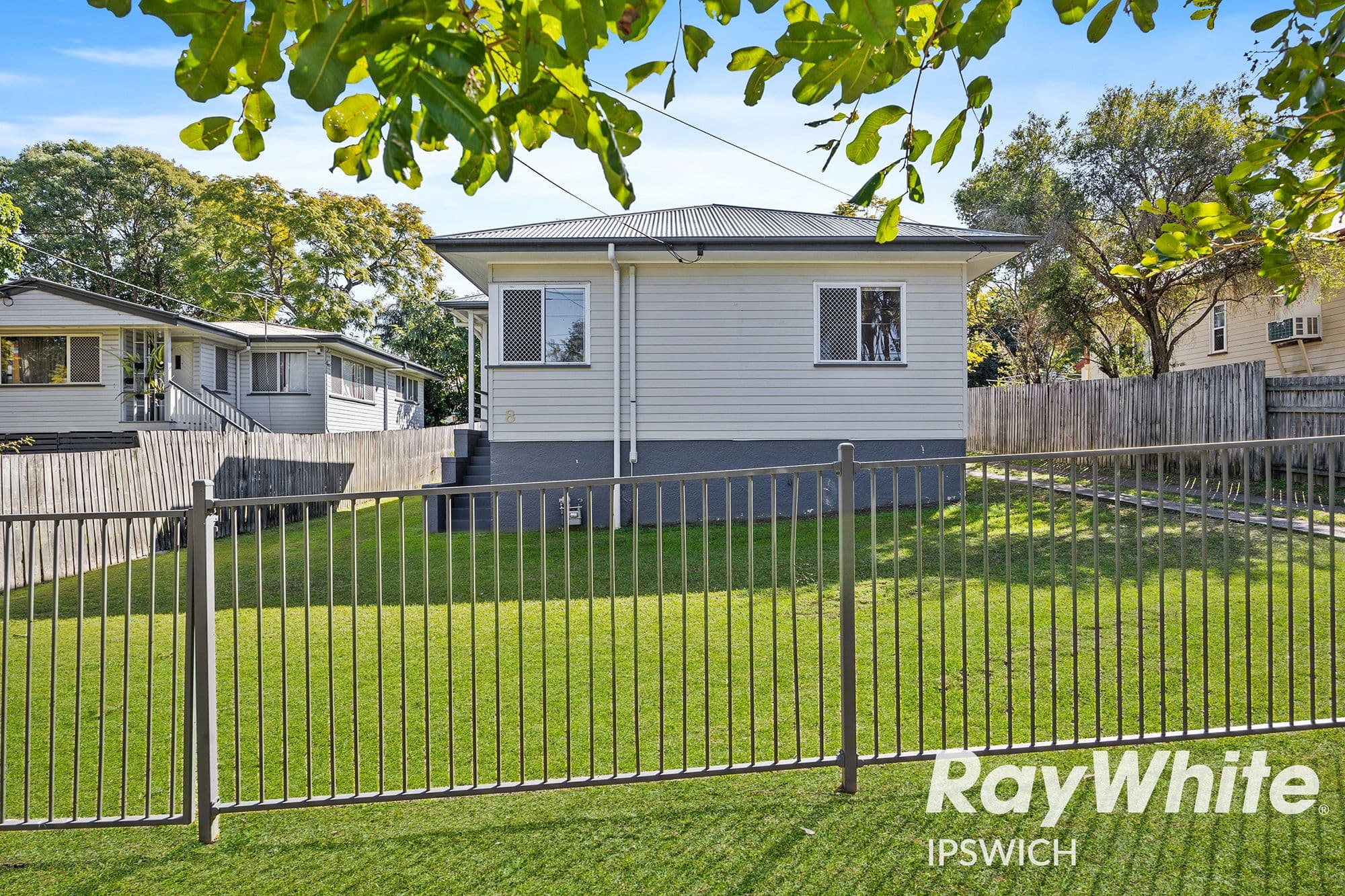 8 Coleman Street, Leichhardt QLD 4305, Leichhardt - Thumbnail 4