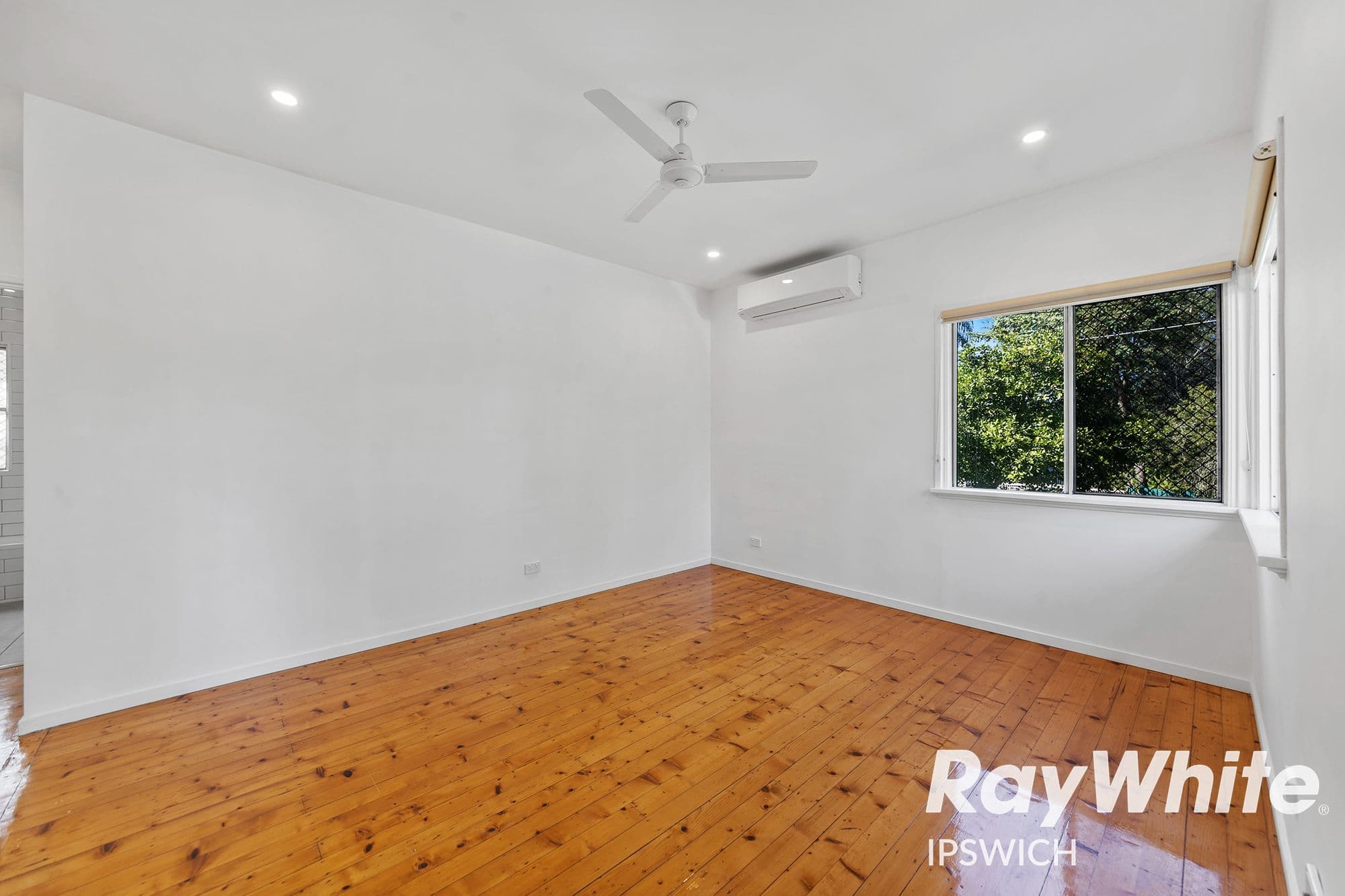 8 Coleman Street, Leichhardt QLD 4305, Leichhardt - Thumbnail 6