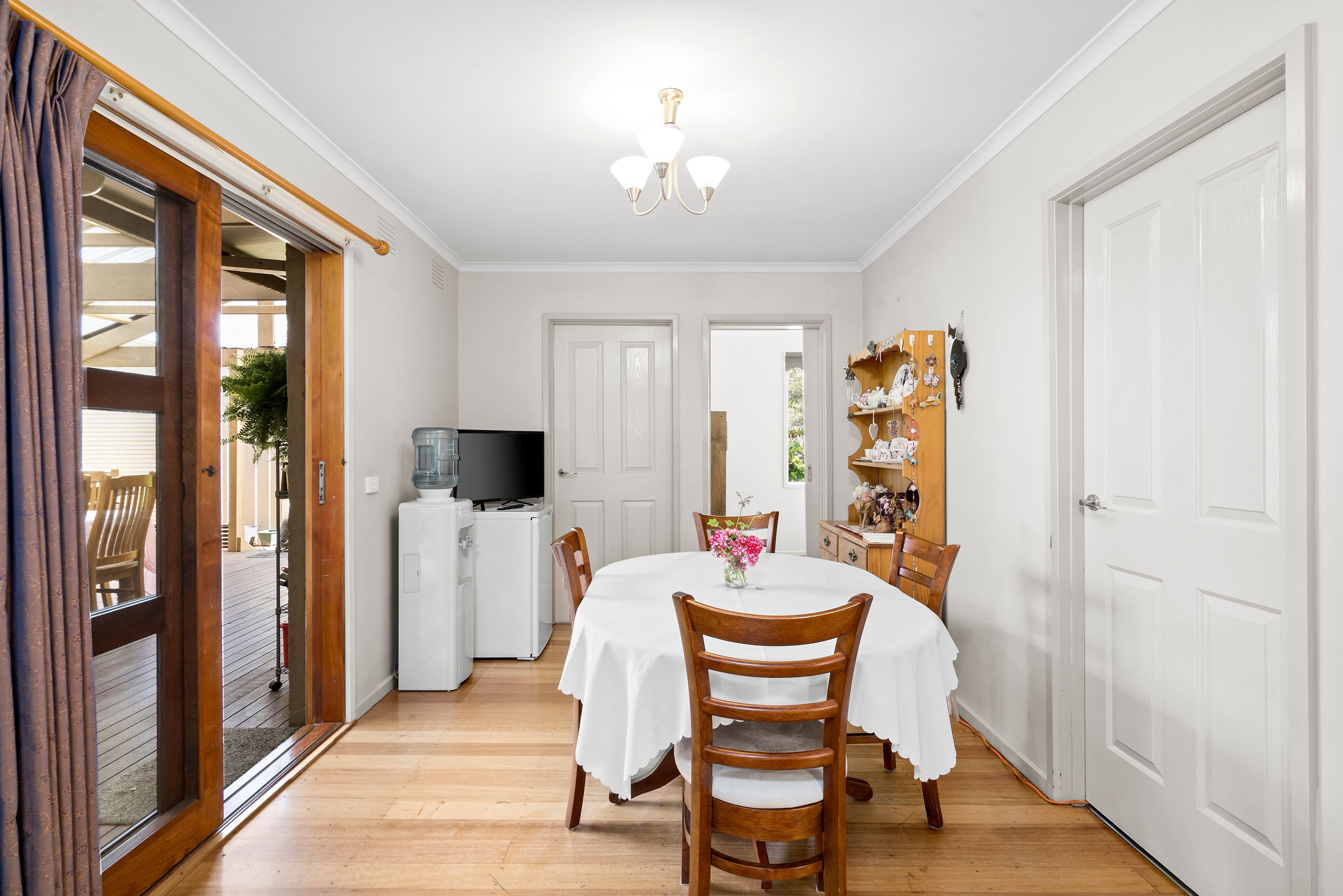21 Fraser Court, Sunbury VIC 3429, Sunbury - Thumbnail 4