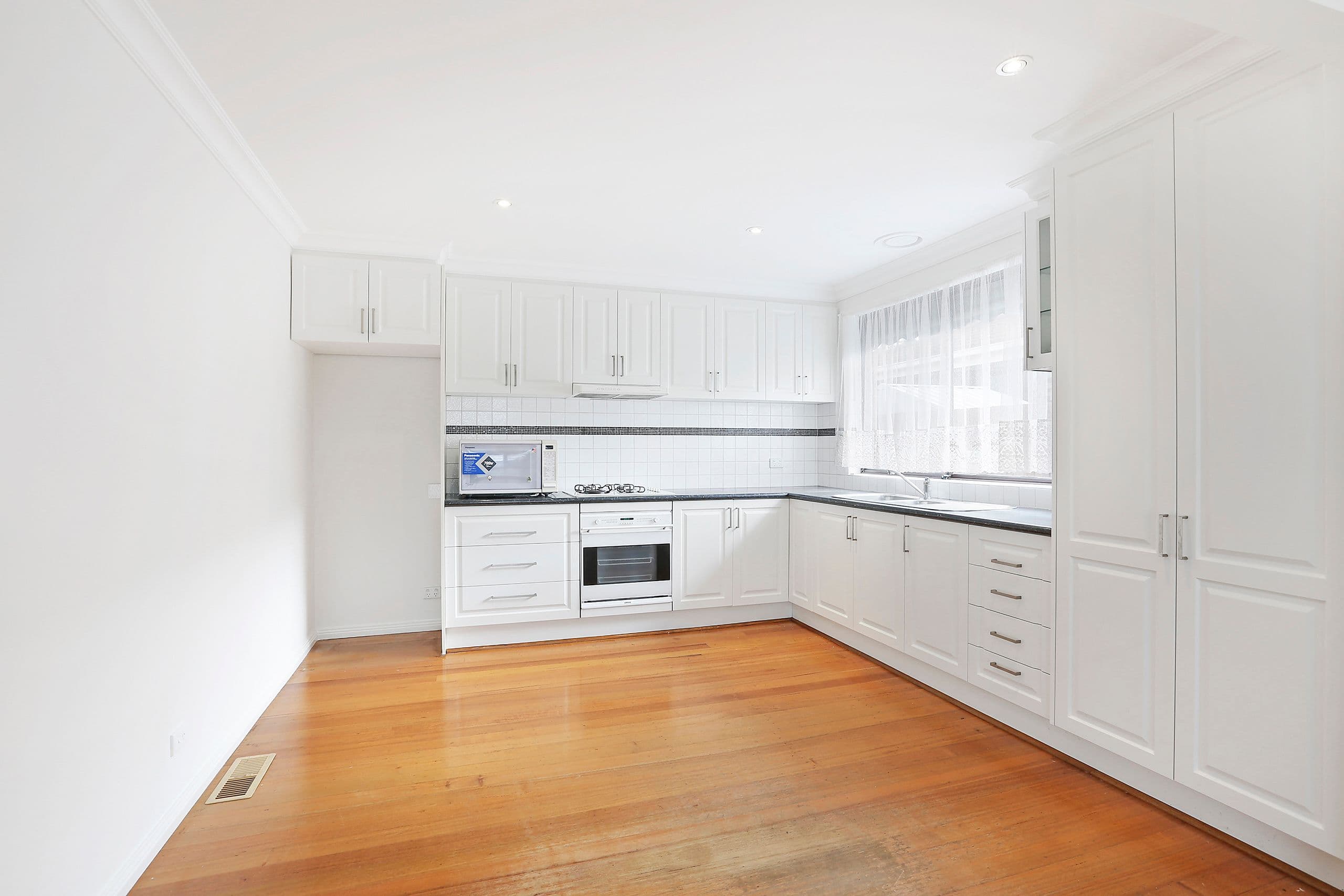 13 Moyston Grove, Corio VIC 3214, Corio - Thumbnail 2