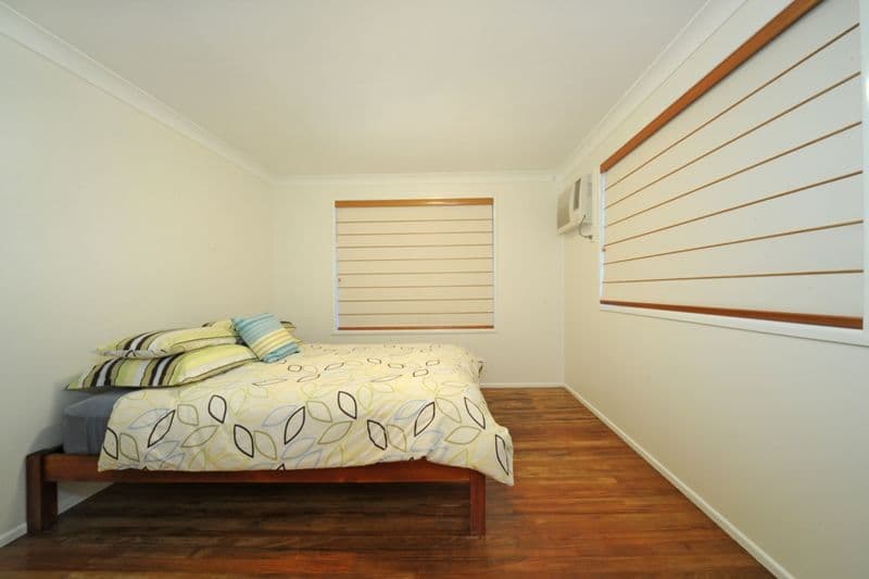 1 Stewart Drive, CANNONVALE QLD 4802, Cannonvale - Thumbnail 7