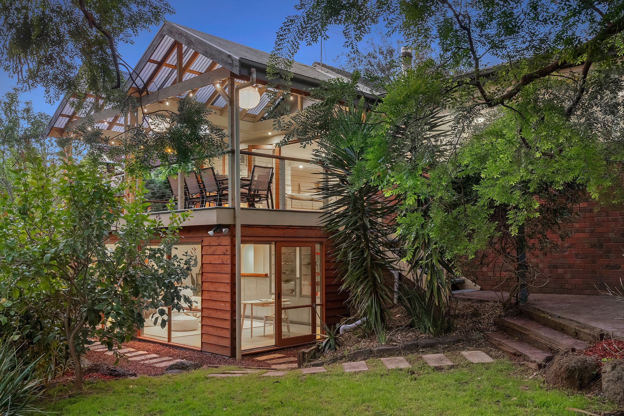 8 Kirwin Avenue, Eltham VIC 3095, Eltham - Image 1