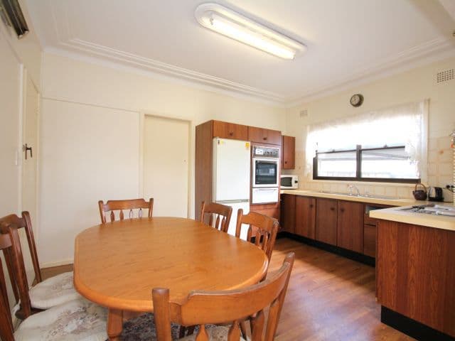 17 Gough Avenue, CHESTER HILL NSW 2162, Chester Hill - Thumbnail 3