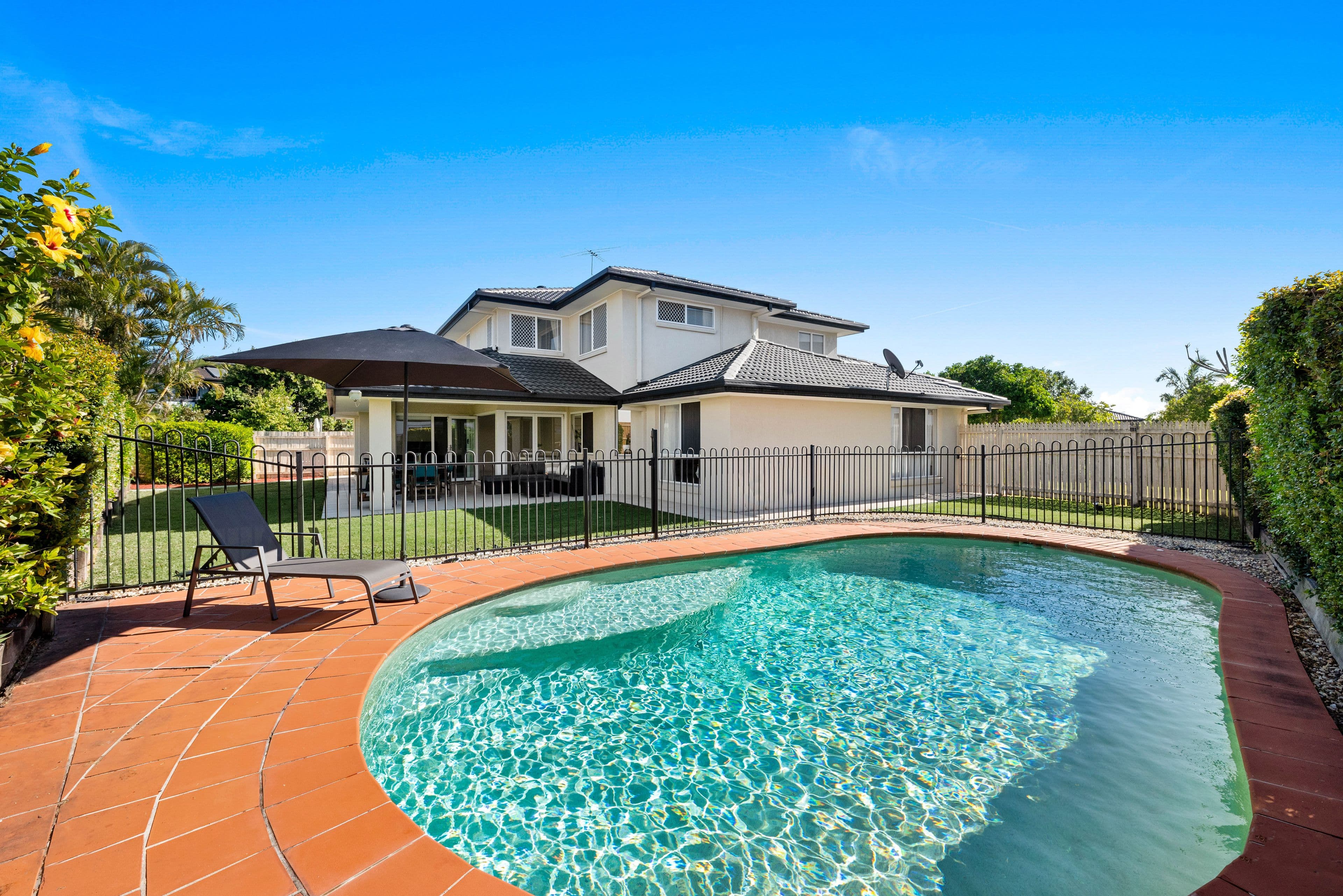 10 Jagara Place, Carindale QLD 4152, Carindale - Image 1