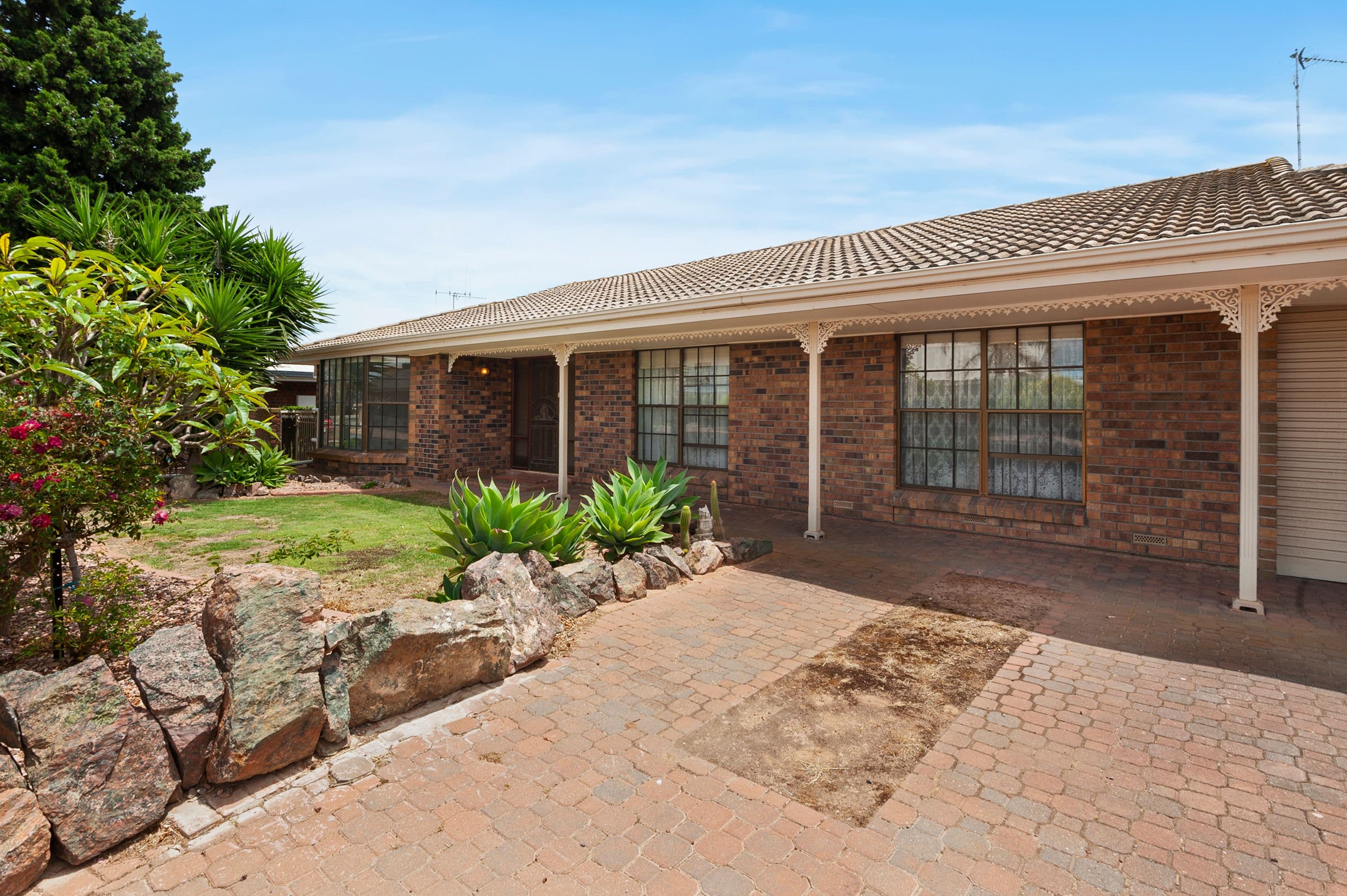 32 Woodforde Drive, North Beach SA 5556, North Beach - Thumbnail 2