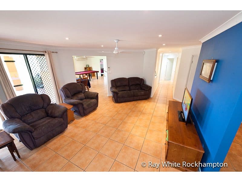 25 Samuel Crescent, PARKHURST QLD 4702, Parkhurst - Thumbnail 7