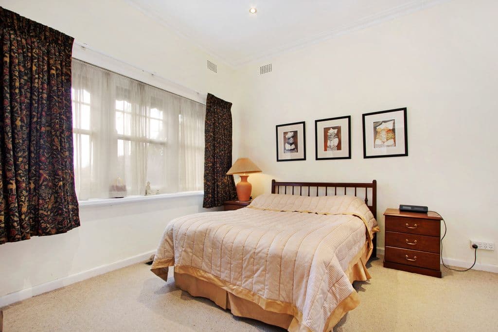 21 Outlook Drive, CAMBERWELL VIC 3124, Camberwell - Thumbnail 3