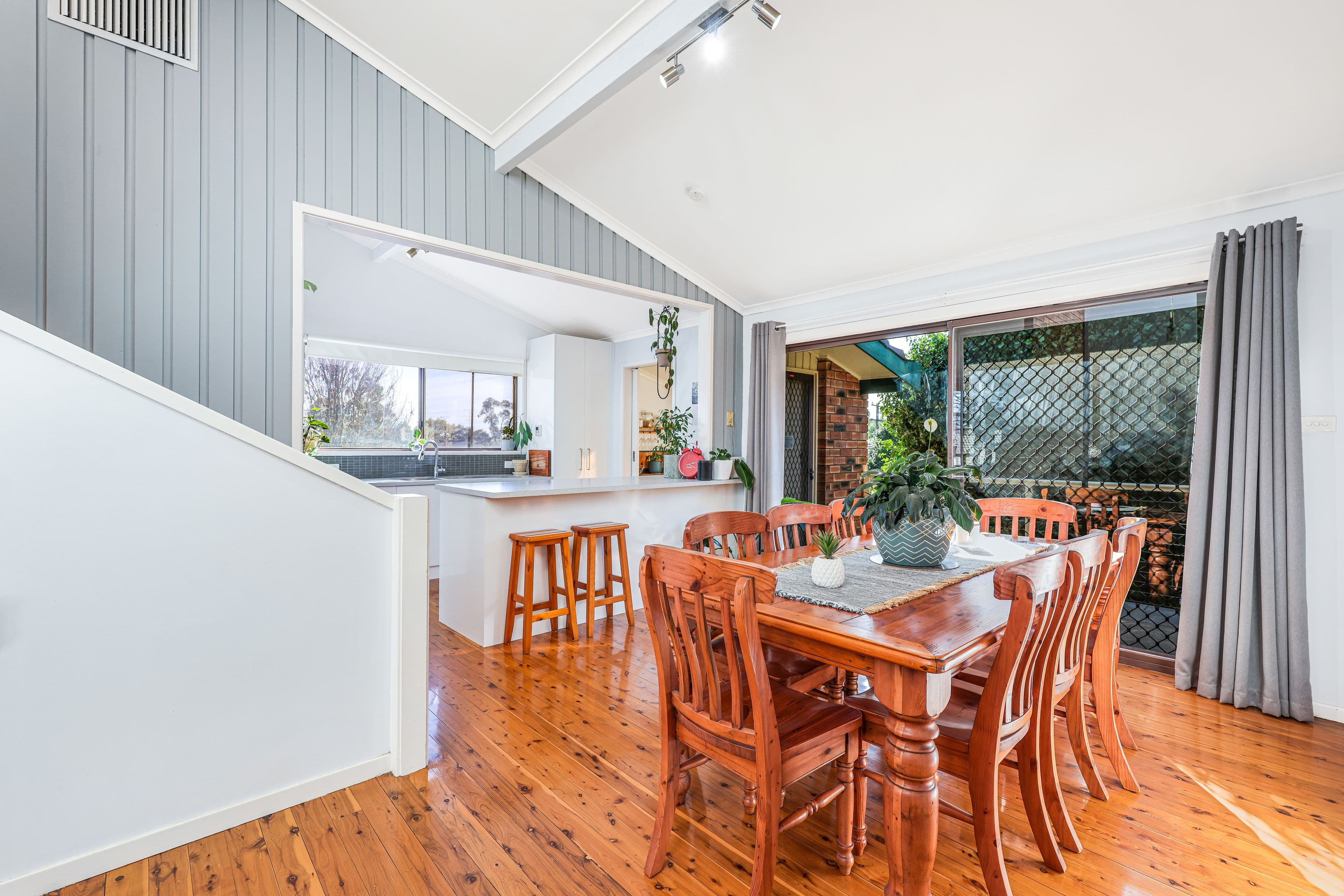 2 Maple Place, Tamworth NSW 2340, East Tamworth - Thumbnail 2