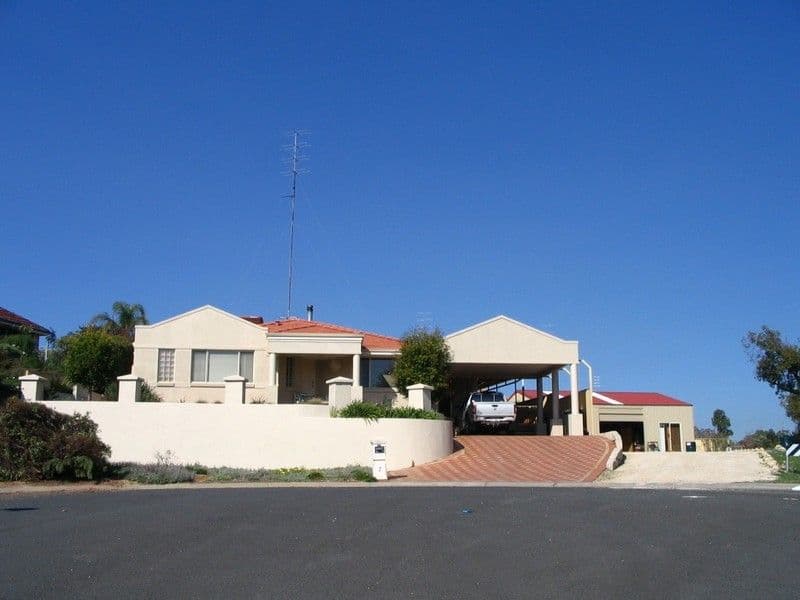 7 Balliol Court, COLLEGE GROVE WA 6230, College Grove - Thumbnail 2
