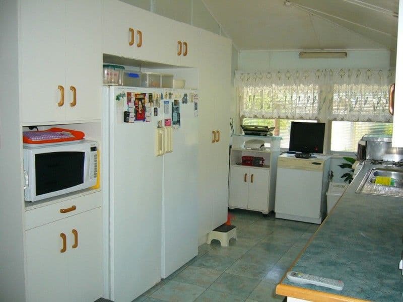 19 Wood Street, DEPOT HILL QLD 4700, Depot Hill - Thumbnail 2