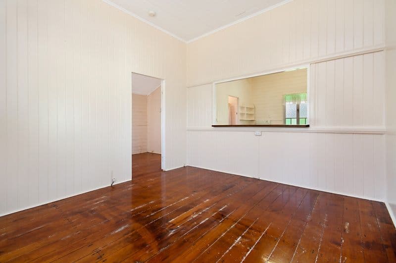 61 Roberts Street, HERMIT PARK QLD 4812, Hermit Park - Thumbnail 2