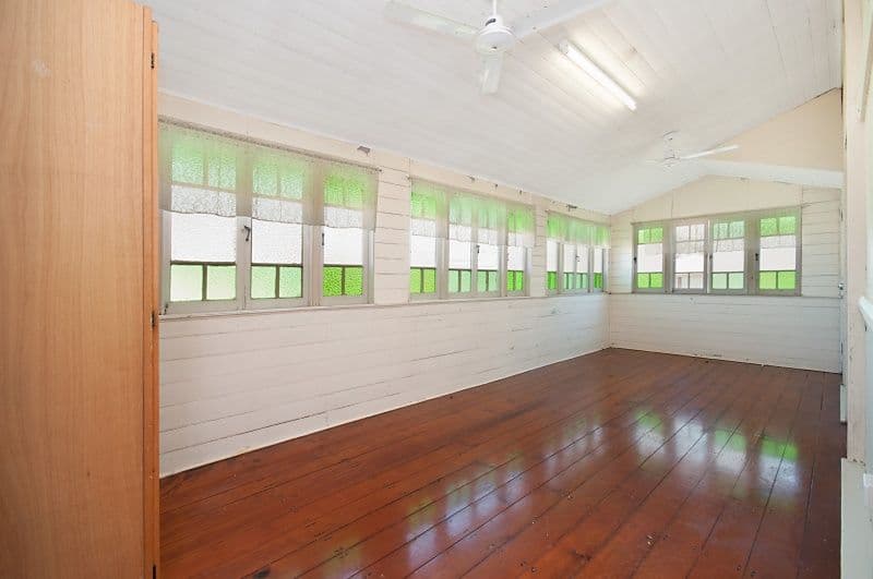 61 Roberts Street, HERMIT PARK QLD 4812, Hermit Park - Thumbnail 7