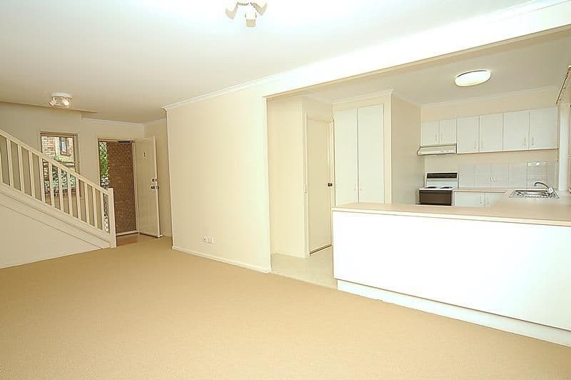 37 Coolabah Grove, Berwick VIC 3806, Berwick - Thumbnail 2