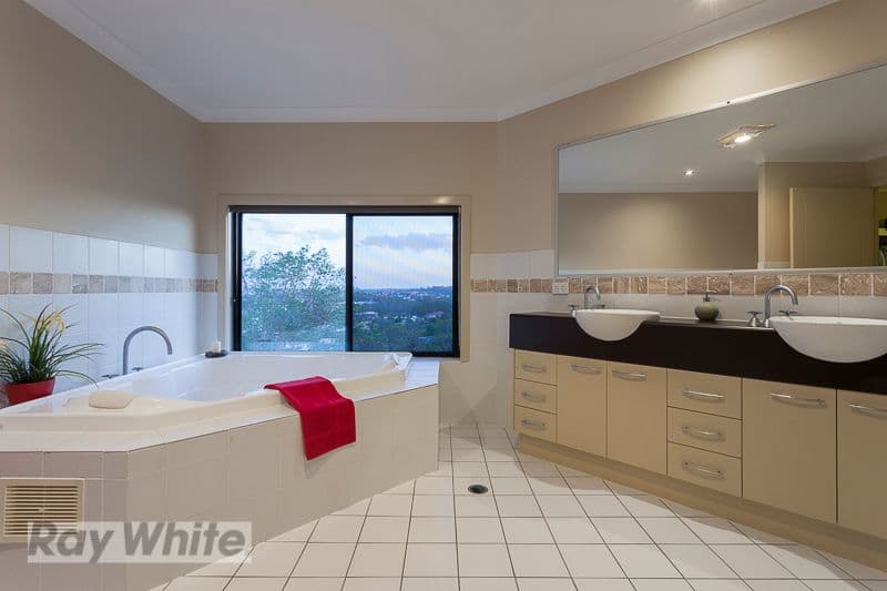 21 Karumba Street, CARINA HEIGHTS QLD 4152, Carina Heights - Thumbnail 8