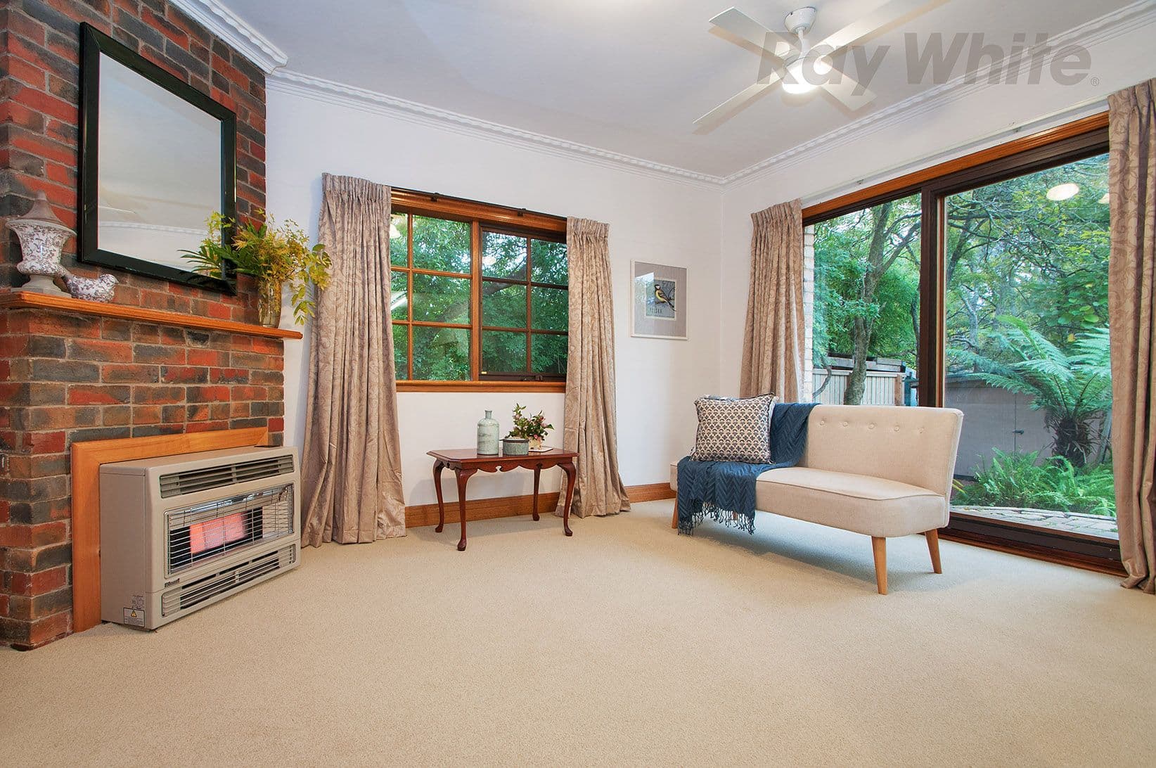 71 LONG VIEW Road, Croydon South VIC 3136, Croydon South - Thumbnail 2
