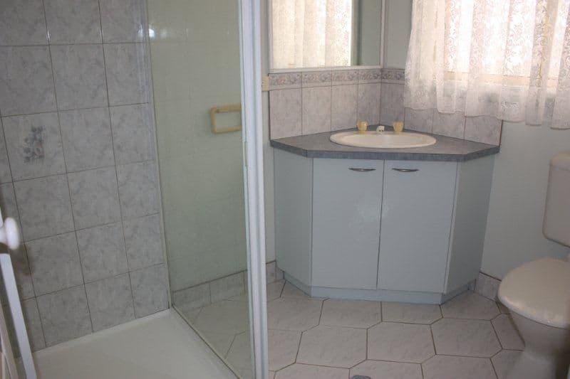13 Katrina Circuit, COROWA NSW 2646, Corowa - Thumbnail 5