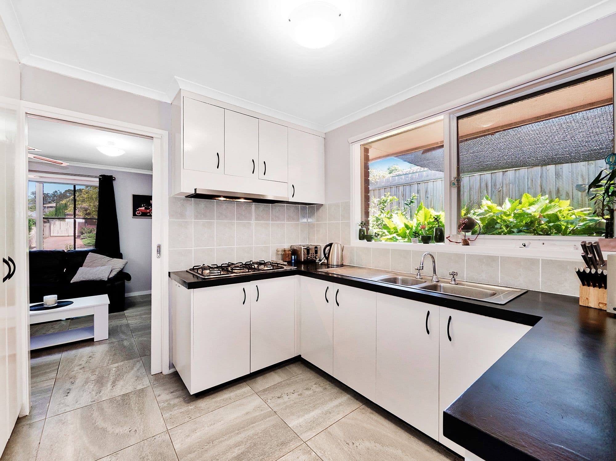 6 Mcgill Court, Pakenham VIC 3810, Pakenham - Thumbnail 2