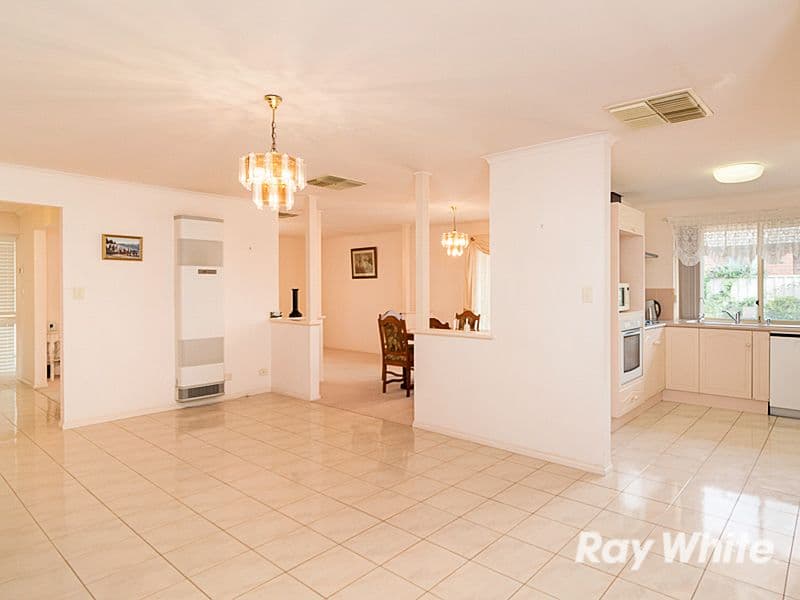 9 Driftwood Crescent, Seaford Rise SA 5169, Seaford Rise - Thumbnail 4