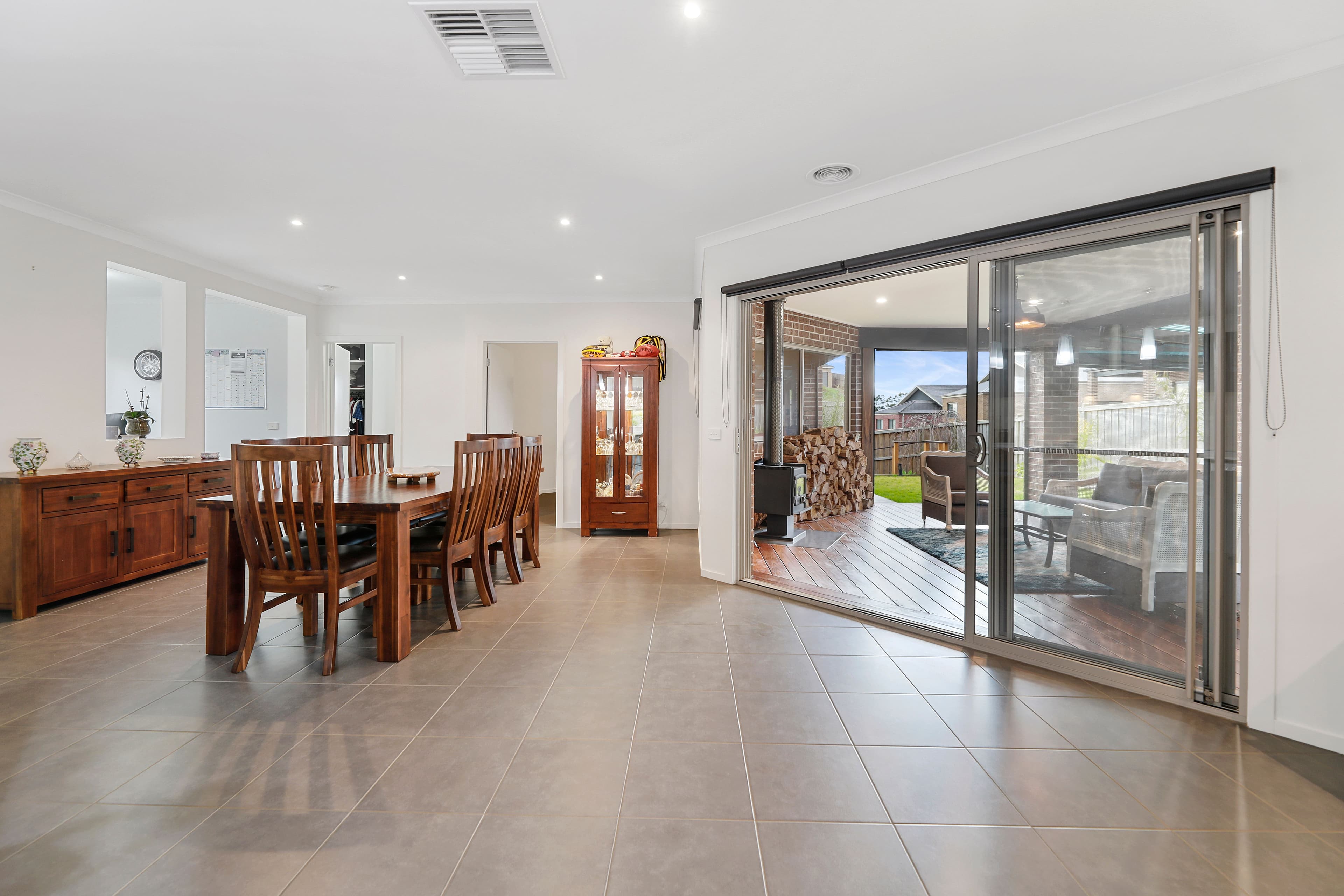 71 Empire Avenue, Drouin VIC 3818, Drouin - Thumbnail 4