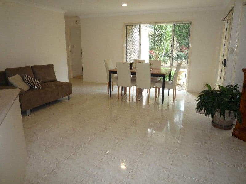 5 Hazeltine Place, PARKWOOD QLD 4214, Parkwood - Thumbnail 4