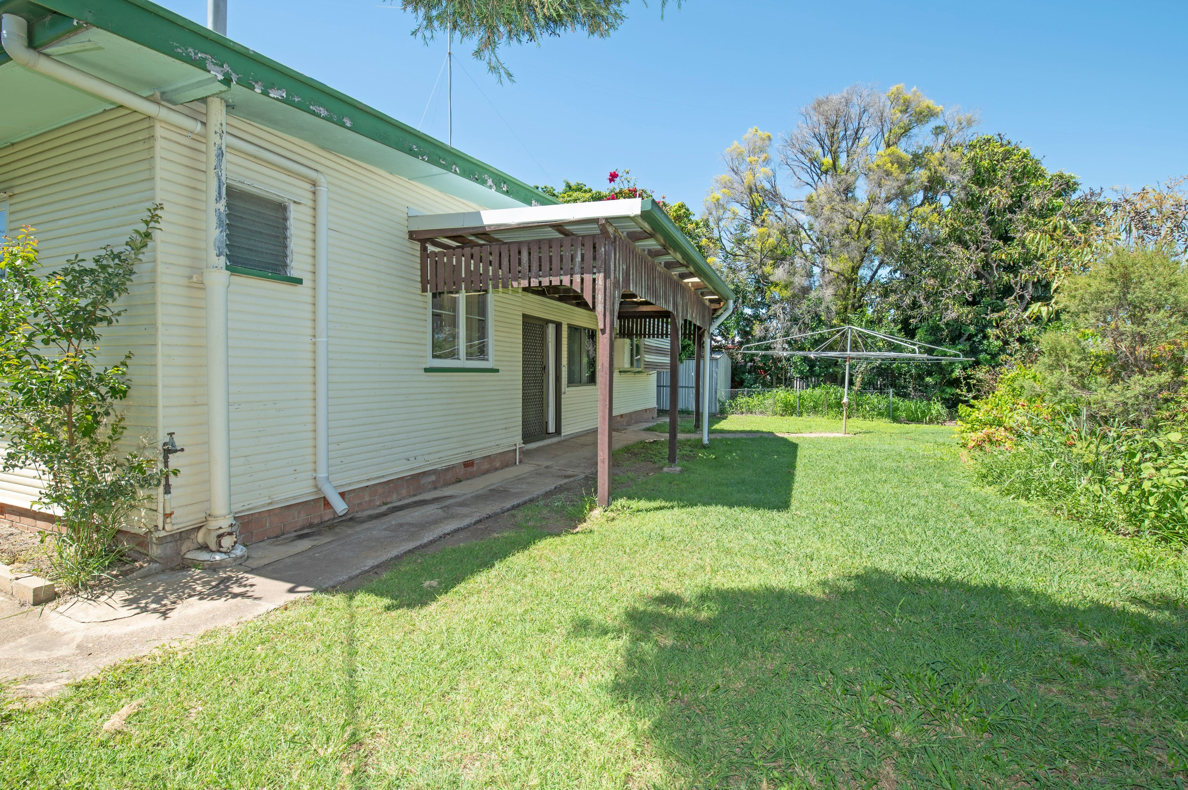17 Gerard Street, Biloela QLD 4715, Biloela - Thumbnail 5